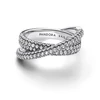 Kép 2/2 - Pandora időtlen összefonódó pavé karika gyűrű 50-es méret - 193022C01-50