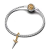 Kép 3/4 - Pandora Trónok harca Arya kardja ezüst és 14k aranyozott függő charm - 763142C00