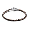 Kép 2/3 - Pandora Disney Az oroszlánkirály barna és fekete bőr karkötő 17,5 cm - 593361C01-S1