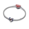 Kép 3/4 - Pandora Stranger Things világító szív charm - 793565C01