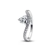 Kép 1/3 - Pandora Hullámzó pavé szív gyűrű 48-as méret - 193661C01-48