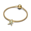 Kép 3/3 - Pandora 14K aranyozott szikrázó kék tengeri csillag függő charm - 763818C01