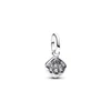 Kép 1/2 - Pandora Me szikrázó kagyló mini függő charm - 793855C01