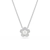 Kép 4/7 - Swarovski x Ariana Grande virág nyaklánc és fülbevaló szett - 5749180