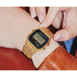 Retro és vintage karórák modern csavarral