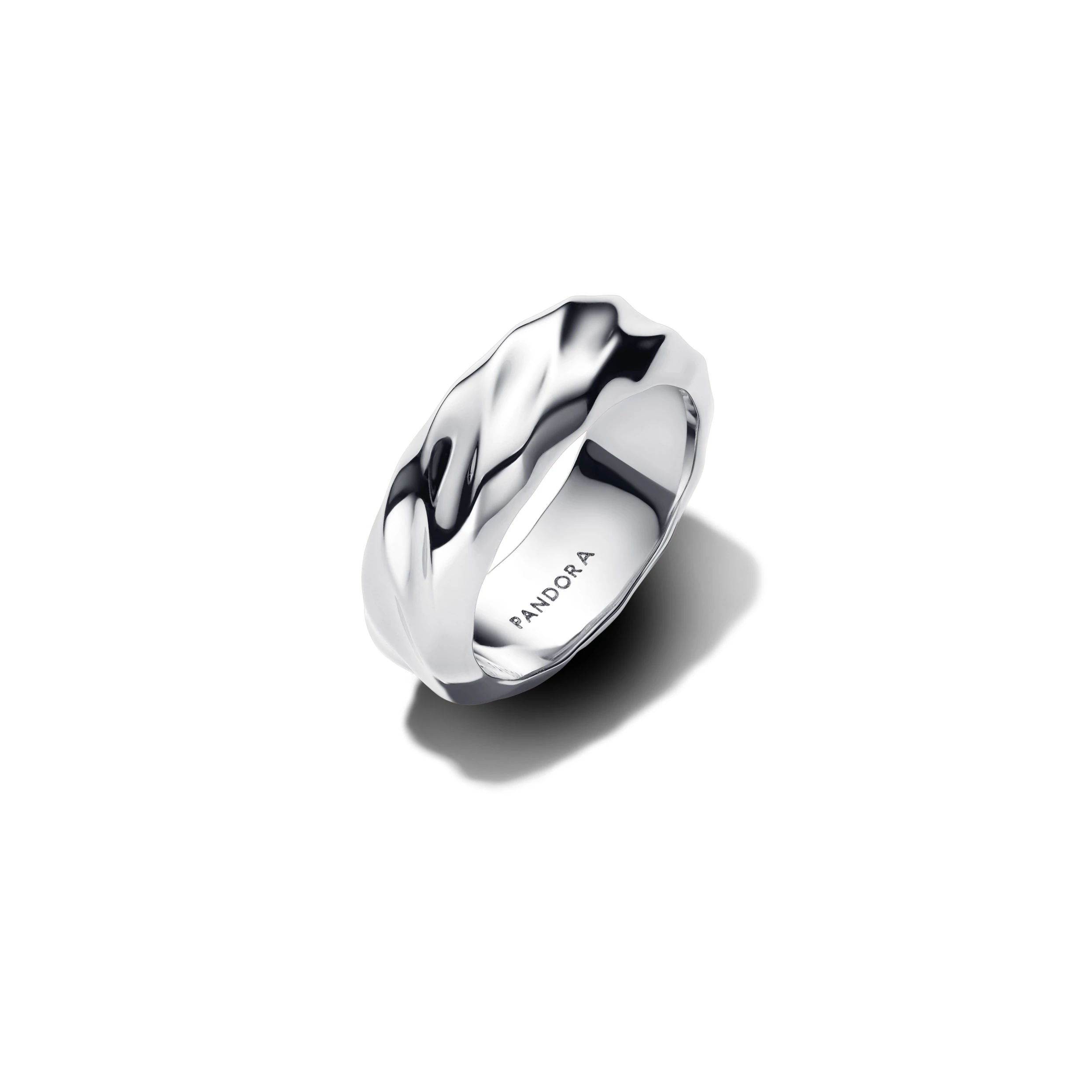 Pandora hullámos széles karikagyűrű 48-as méret - 193886C00-48
